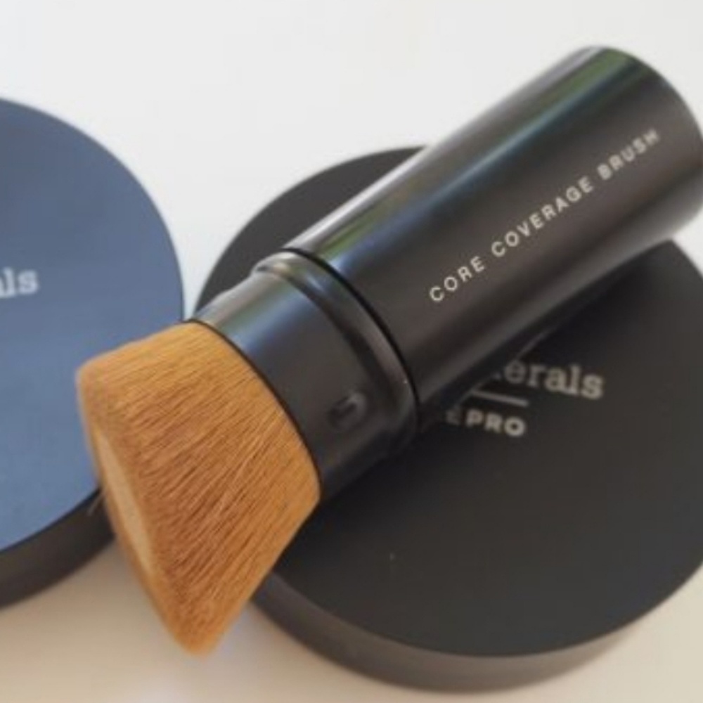 bareMinerals Core Coverage Brush